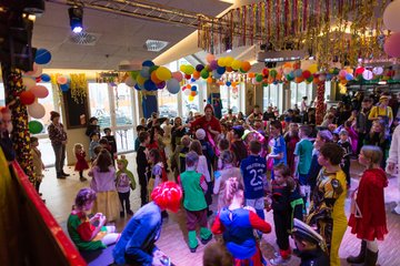 Bild 33 - Latuff Kinder 2019